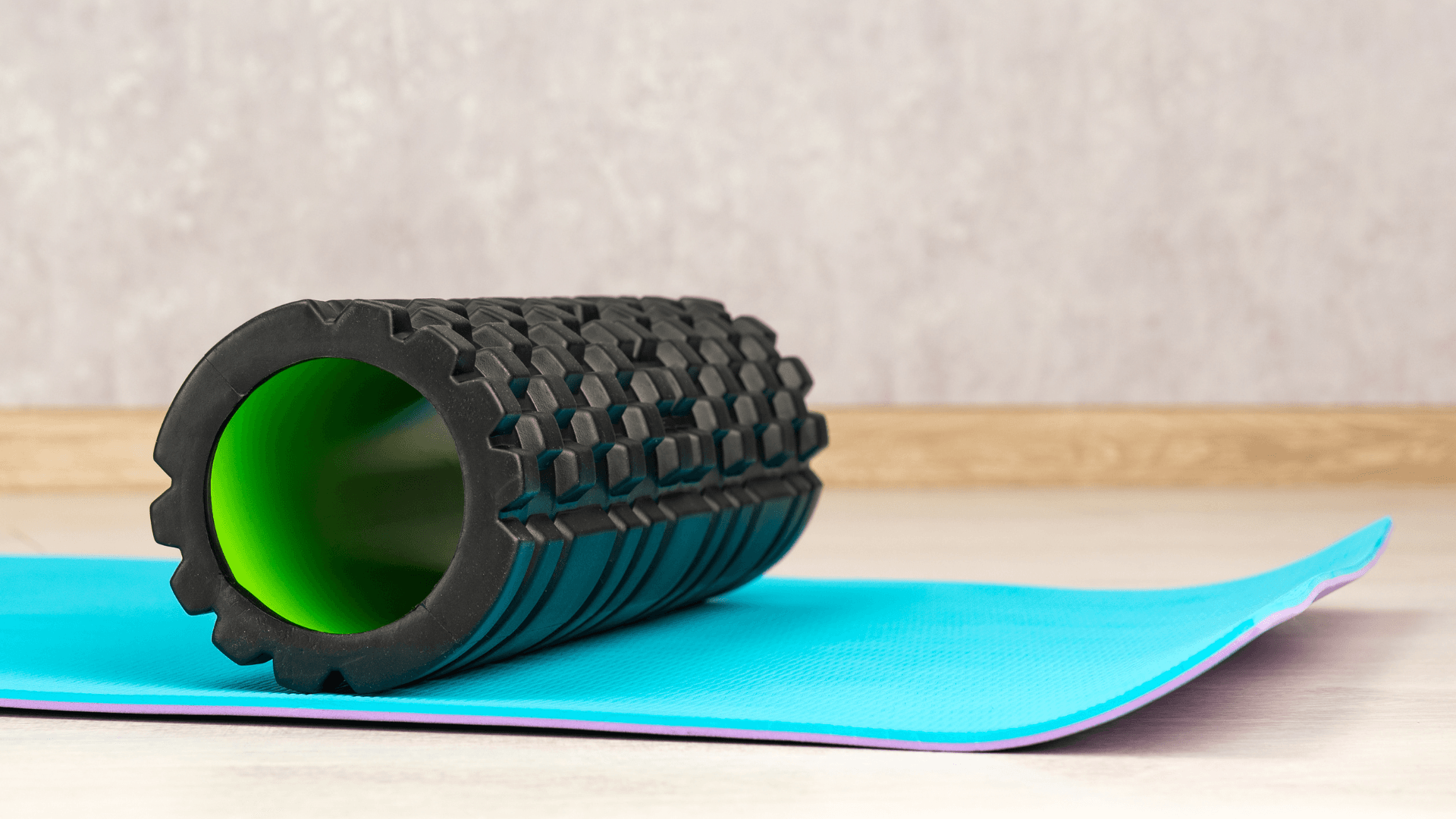 Foam Rolling: Benefits & How It Enhances Your Recovery